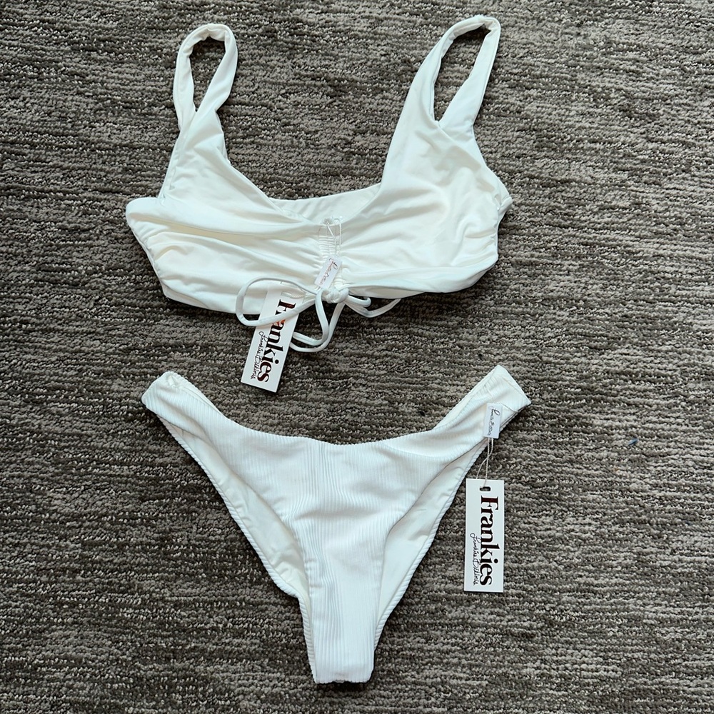 Frankie’s Bikini set small white new